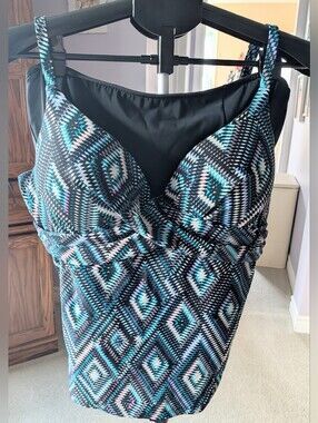 Island Escape Swim Top with Teal & White Accents Coupled With Black Skirt Bottom